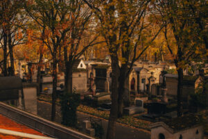 Montmartre cemetery - non-touristy Paris