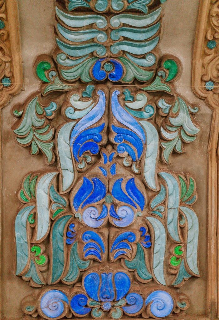 prettiest metro stations in tashkent