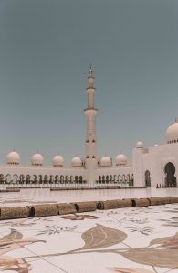 why Abu Dhabi is better than Dubai